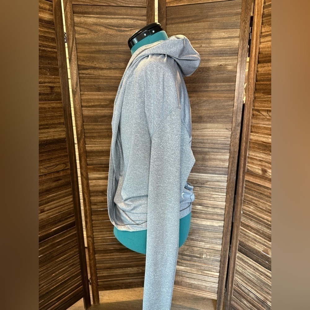 ZYIA Active Haze Yoga Shawl Gray Long Sleeve Wrap Style with Hood Size Small - Picture 4 of 11